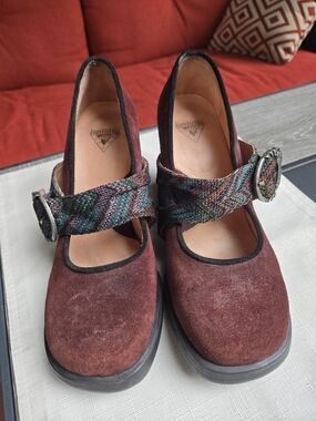John Fluevog "ARRET" Burgundy Suede Mary Jane Heels Tapestry Strap